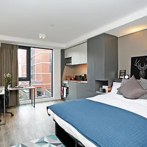 Joivy At Fountainbridge - Adults Only - Breakfast Buffet Apartmanhotel EDI