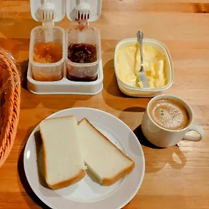 Tonarino For Backpackers Hostal
