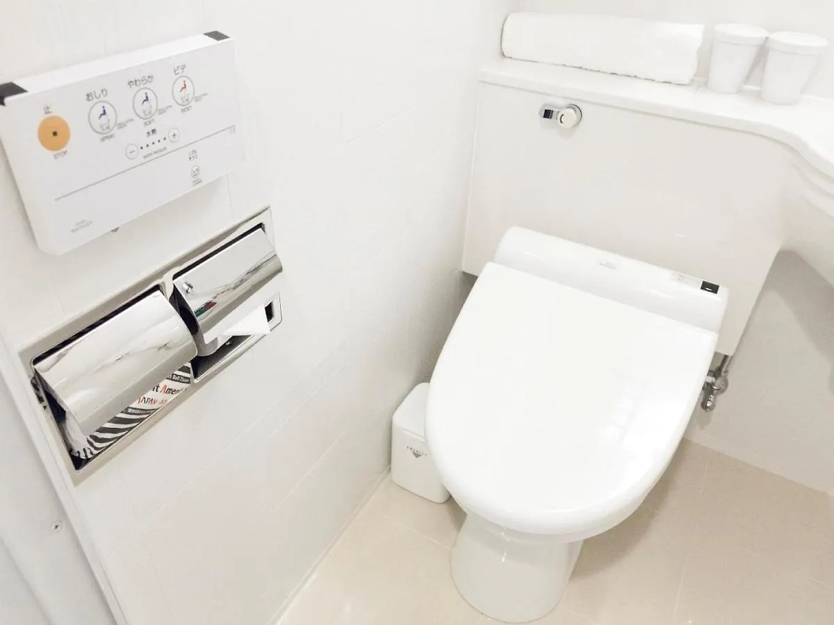 Apa Hotel Shin Osaka Ekimae יפן
