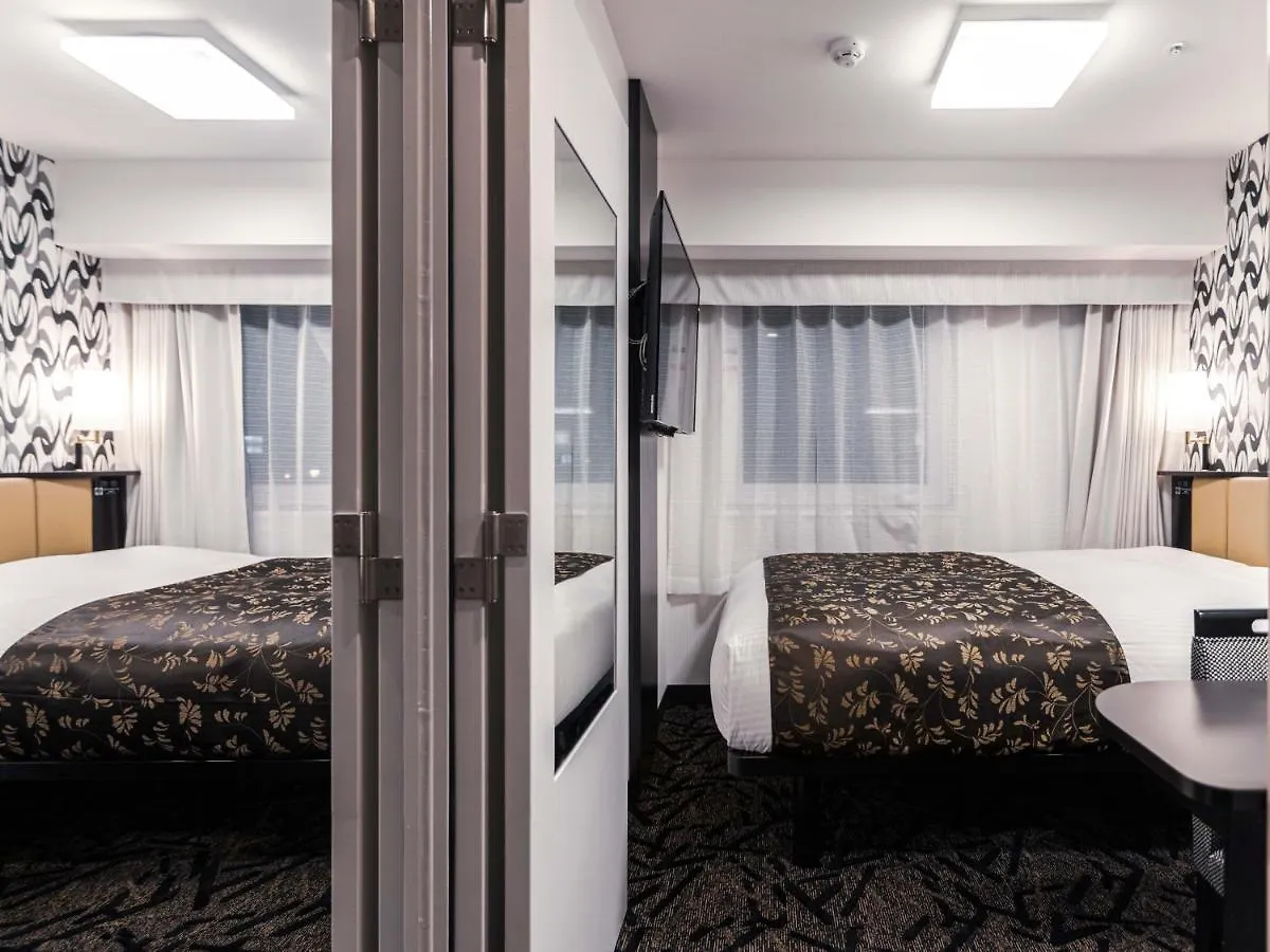 Apa Hotel Shin Osaka Ekimae יפן